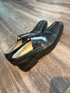 Stacy Adams Black Leather Slip-On Dress Loafers
